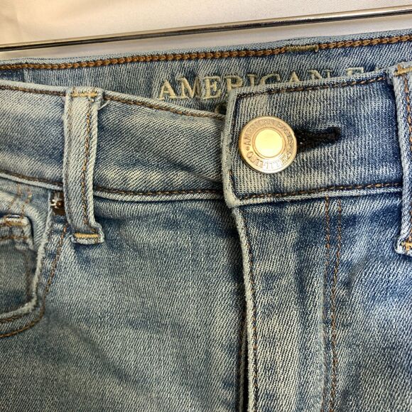 American Eagle Outfitters Hi-Rise Super Stretch Shortie Denim Shorts Size 6 - Picture 2 of 8